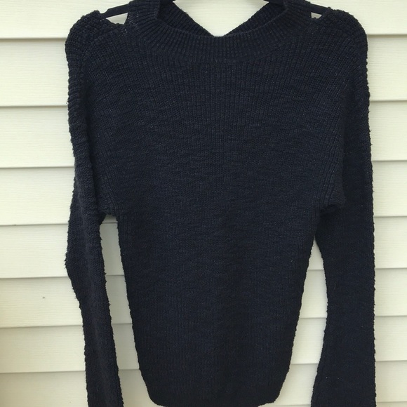 NY & CO Cross BELL sleeve knit sweater - Picture 4 of 4